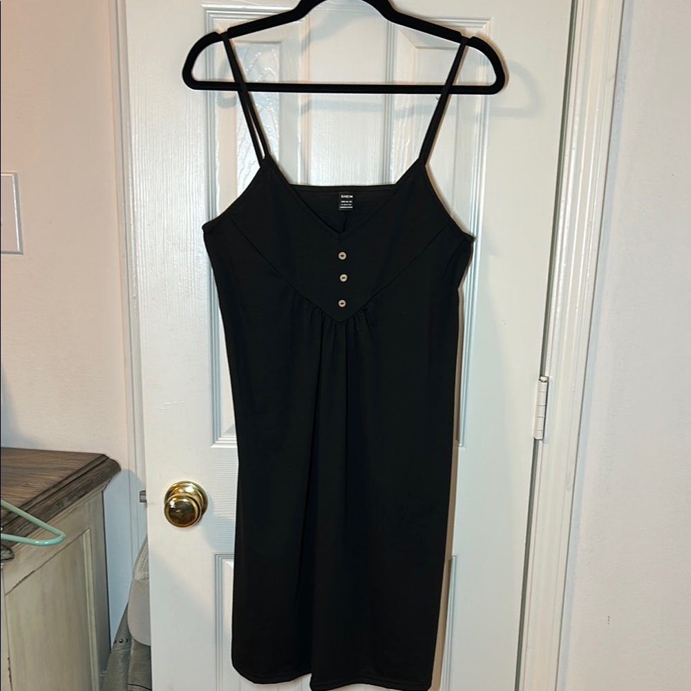 Shein women’s Dress. Size Large.